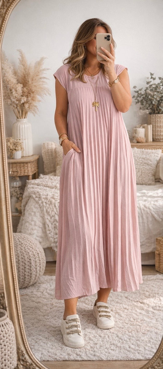 Robe longue plissée fluide