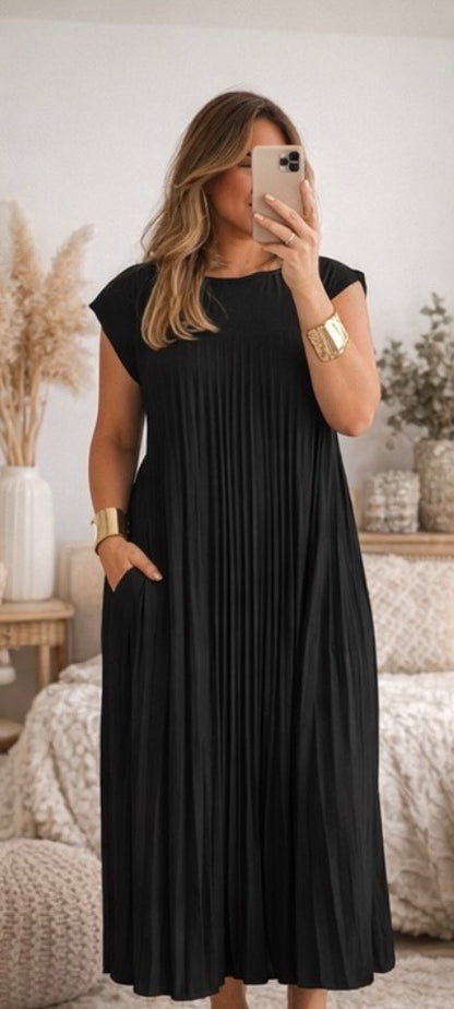 Robe longue plissée fluide