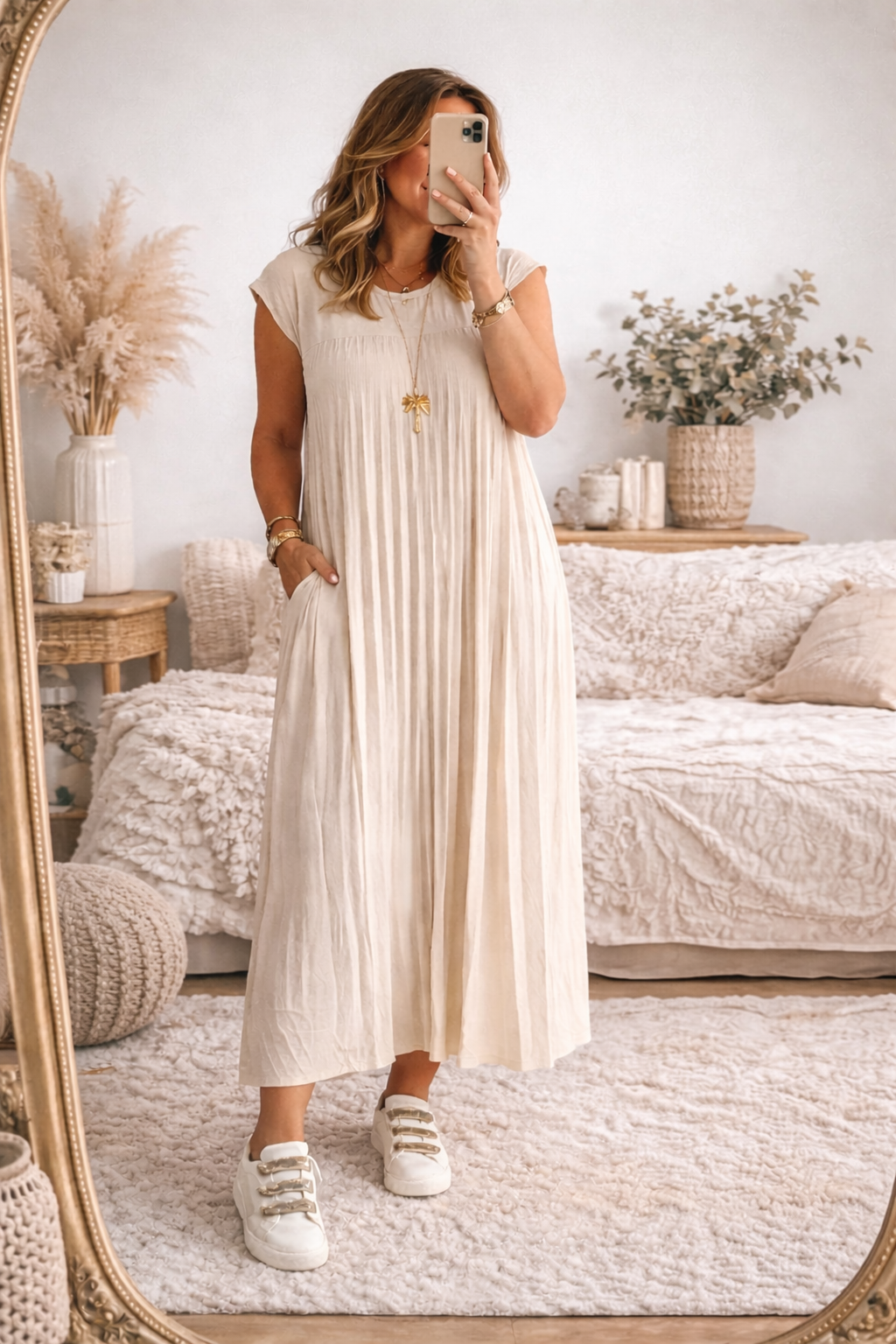 Robe longue plissée fluide