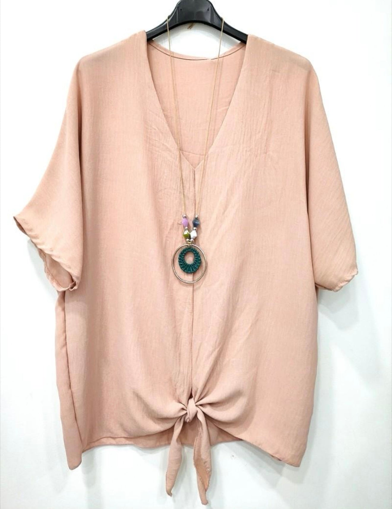 Haut fluide col V nouée + collier